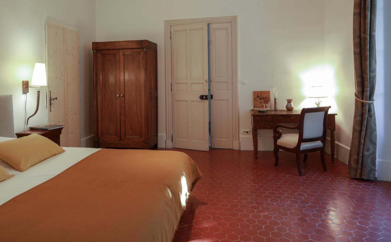 Le 37 Malaucene Bed & Breakfast Ruang foto